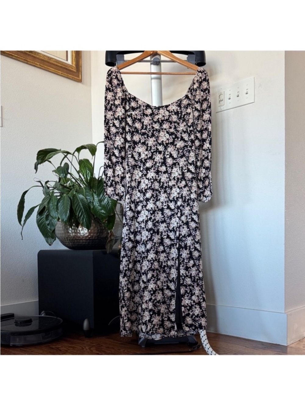 Wayf Floral Boho Maxi/Midi Dress Sz L Black White Long Sleeve Deep Slit